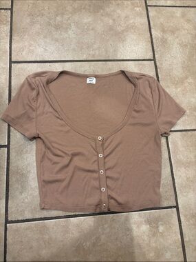 Aritzia Sunday Best Light Brown Holly Button Front Scoop Neck Ribbed Crop Tee